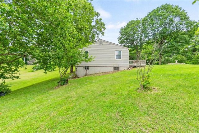 7337 Barnes Drive, Kansas City, KS 66109