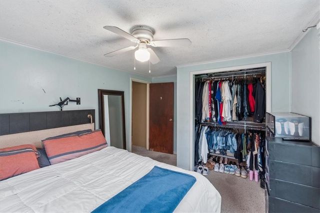 7337 Barnes Drive, Kansas City, KS 66109