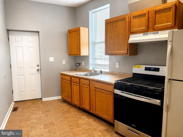 2946 PRESSTMAN ST, Baltimore, MD 21216