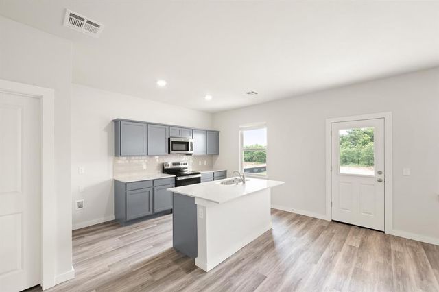 5131 Grassland Drive, Guthrie, OK 73044