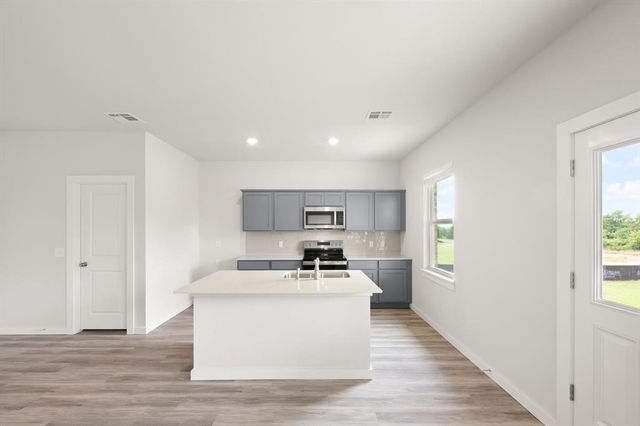 5131 Grassland Drive, Guthrie, OK 73044