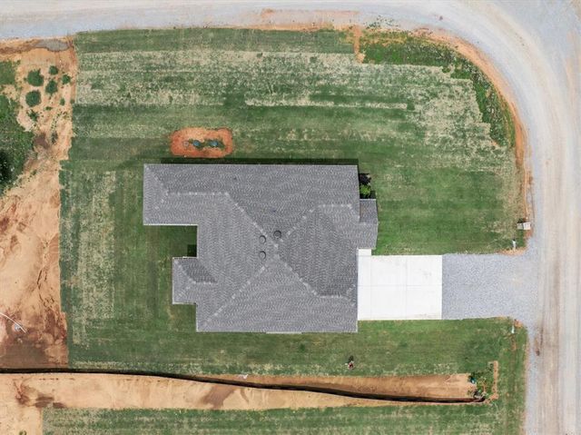 5131 Grassland Drive, Guthrie, OK 73044