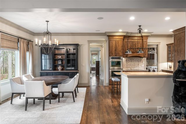 2 Cherokee Orchard Court, Fairview, NC 28730