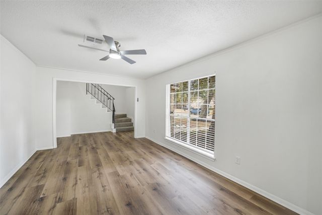 5914 Pebble Springs Drive, Houston, TX 77066