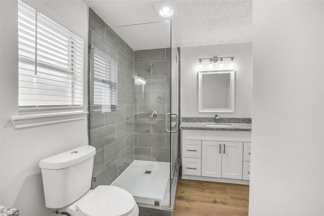 5914 Pebble Springs Drive, Houston, TX 77066