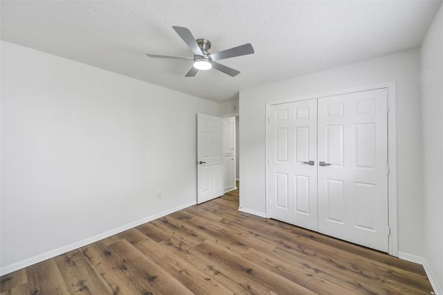 5914 Pebble Springs Drive, Houston, TX 77066