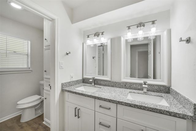 5914 Pebble Springs Drive, Houston, TX 77066