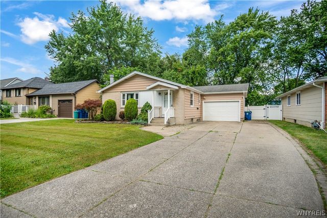 82 Bucyrus Drive, Amherst, NY 14228