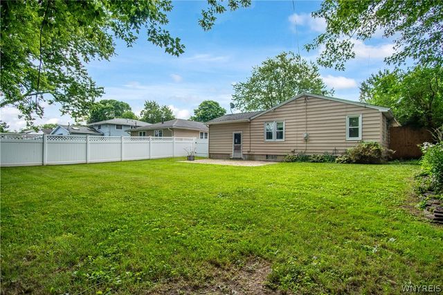 82 Bucyrus Drive, Amherst, NY 14228