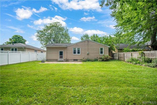 82 Bucyrus Drive, Amherst, NY 14228