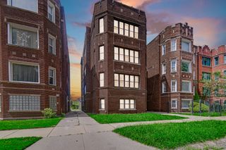 8010 S Phillips Avenue, Chicago, IL 60617