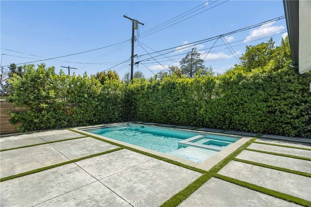 4627 Ethel Ave, Sherman Oaks, CA 91423