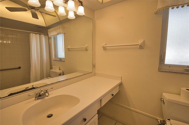 902 PINEHURST LANE, Venice, FL 34293