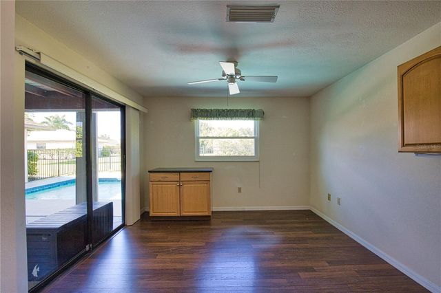 902 PINEHURST LANE, Venice, FL 34293