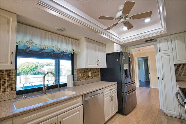 902 PINEHURST LANE, Venice, FL 34293
