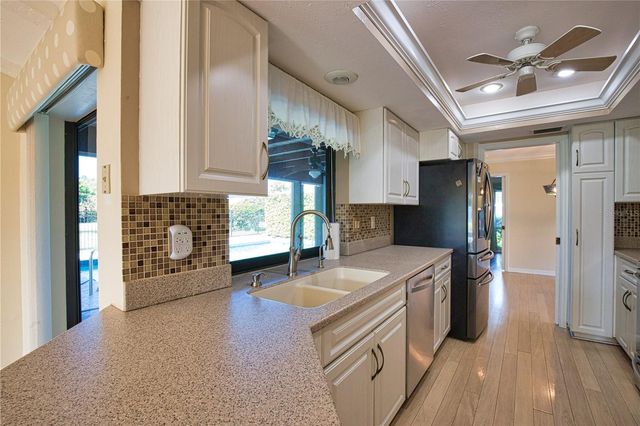 902 PINEHURST LANE, Venice, FL 34293