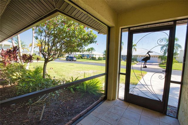 902 PINEHURST LANE, Venice, FL 34293
