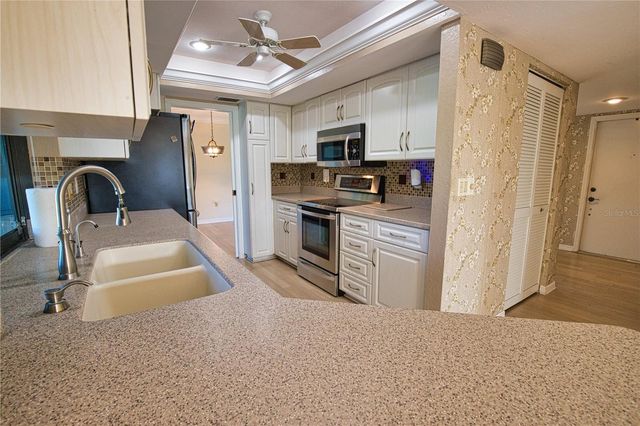 902 PINEHURST LANE, Venice, FL 34293