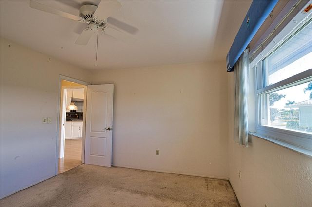 902 PINEHURST LANE, Venice, FL 34293