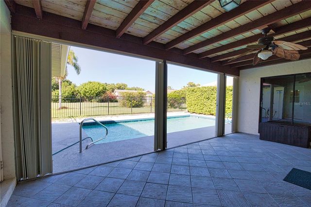 902 PINEHURST LANE, Venice, FL 34293