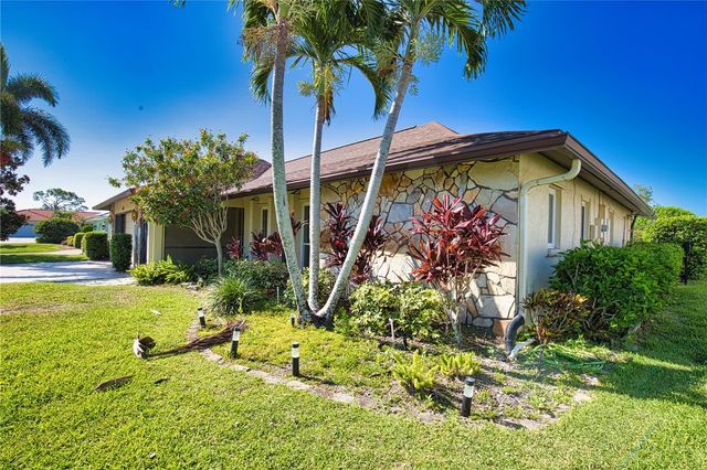 902 PINEHURST LANE, Venice, FL 34293