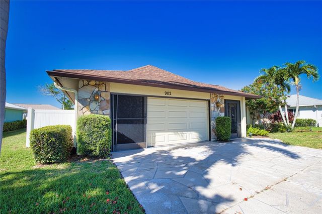 902 PINEHURST LANE, Venice, FL 34293