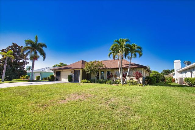 902 PINEHURST LANE, Venice, FL 34293