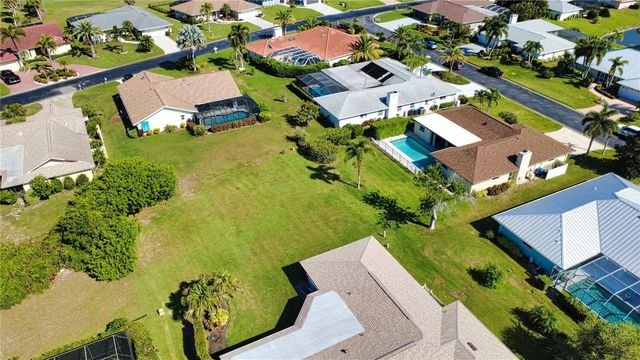 902 PINEHURST LANE, Venice, FL 34293