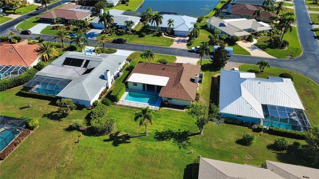 902 PINEHURST LANE, Venice, FL 34293