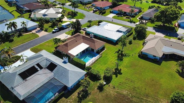902 PINEHURST LANE, Venice, FL 34293