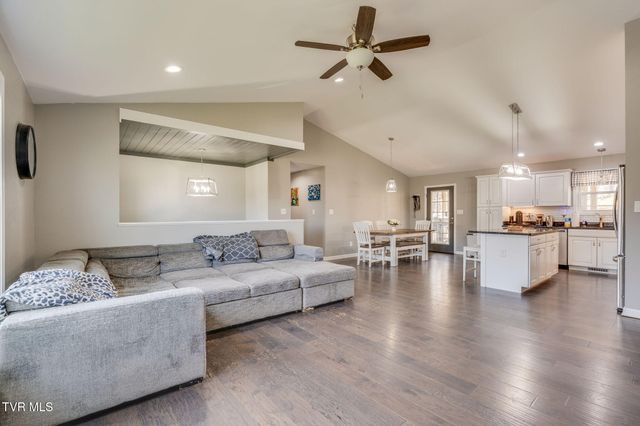 861 Cedar Branch Road, Kingsport, TN 37664