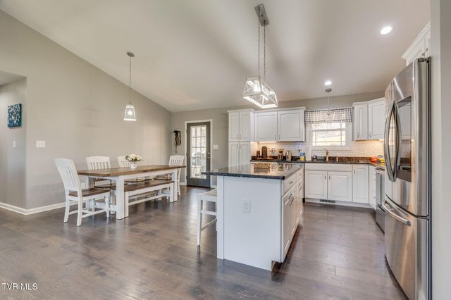 861 Cedar Branch Road, Kingsport, TN 37664