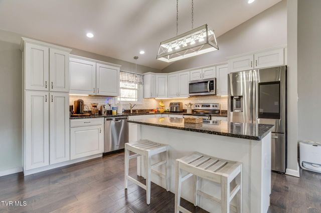 861 Cedar Branch Road, Kingsport, TN 37664