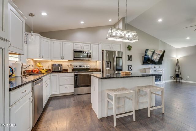 861 Cedar Branch Road, Kingsport, TN 37664