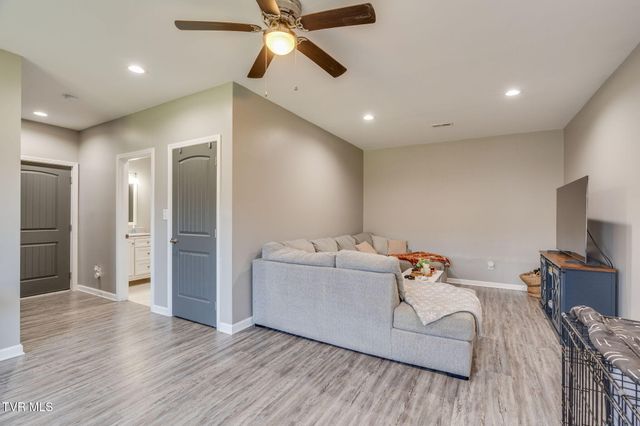 861 Cedar Branch Road, Kingsport, TN 37664