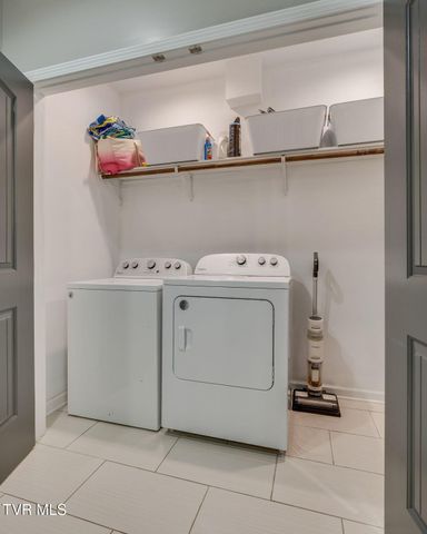 861 Cedar Branch Road, Kingsport, TN 37664