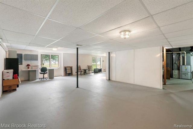 4723 Fairway Court, Waterford, MI 48328