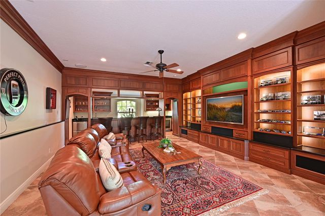 3240 WALTER TRAVIS DRIVE, Sarasota, FL 34240