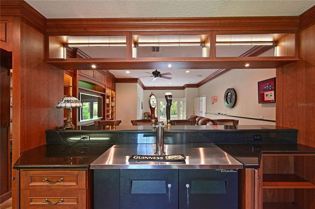 3240 WALTER TRAVIS DRIVE, Sarasota, FL 34240