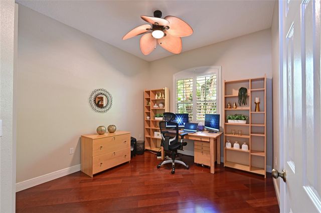 3240 WALTER TRAVIS DRIVE, Sarasota, FL 34240