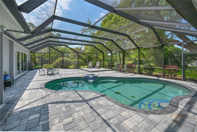 3240 WALTER TRAVIS DRIVE, Sarasota, FL 34240