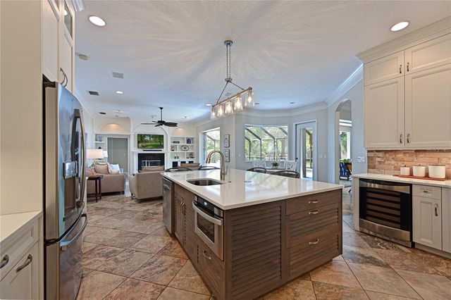 3240 WALTER TRAVIS DRIVE, Sarasota, FL 34240