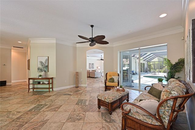 3240 WALTER TRAVIS DRIVE, Sarasota, FL 34240