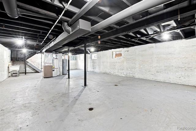 3304 Clairmount Street, Detroit, MI 48206