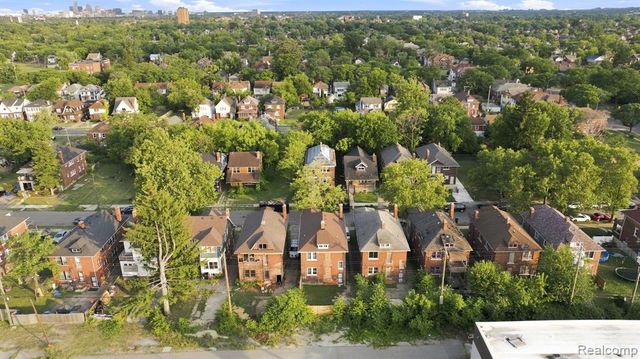 3304 Clairmount Street, Detroit, MI 48206