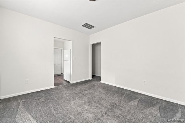 3304 Clairmount Street, Detroit, MI 48206
