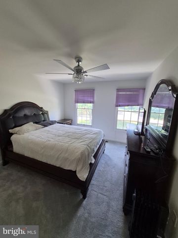 100 BLACKPOWDER LN, Fort Washington, MD 20744