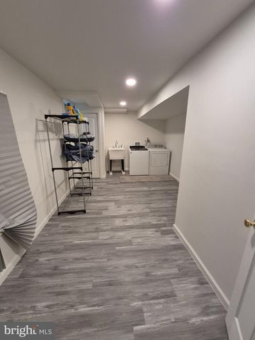 100 BLACKPOWDER LN, Fort Washington, MD 20744