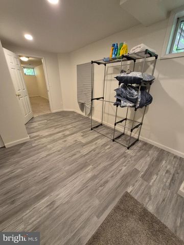 100 BLACKPOWDER LN, Fort Washington, MD 20744