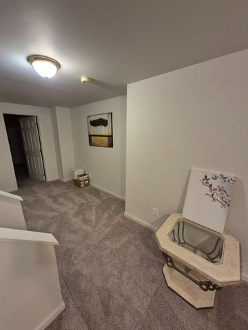 100 BLACKPOWDER LN, Fort Washington, MD 20744